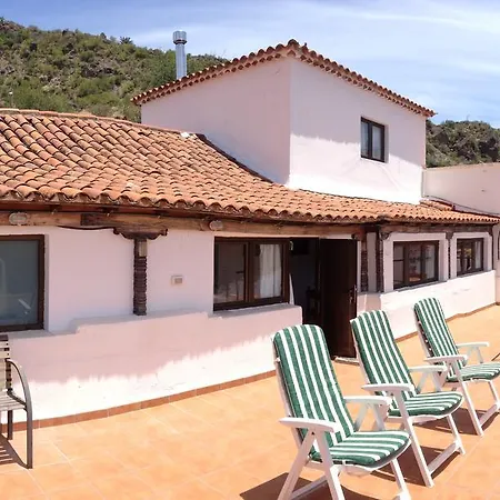 Casa Del Caminero En منزل ريفي *